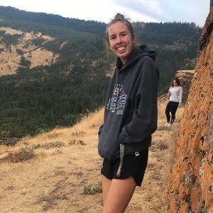 Meet your Posher, Mckenna